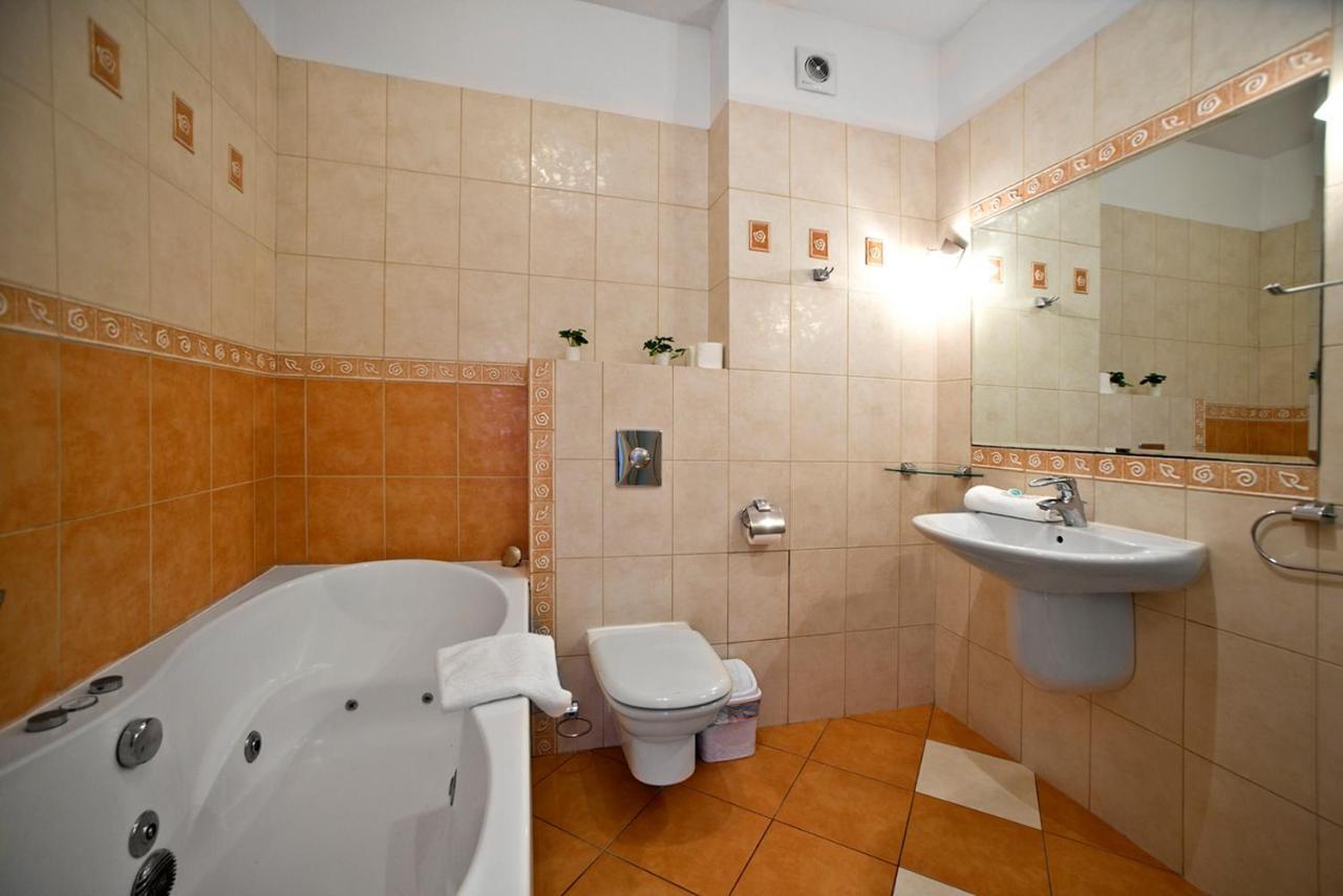 3 Bedrooms Apartment Zoliborz Gwiazdzista Варшава Екстериор снимка